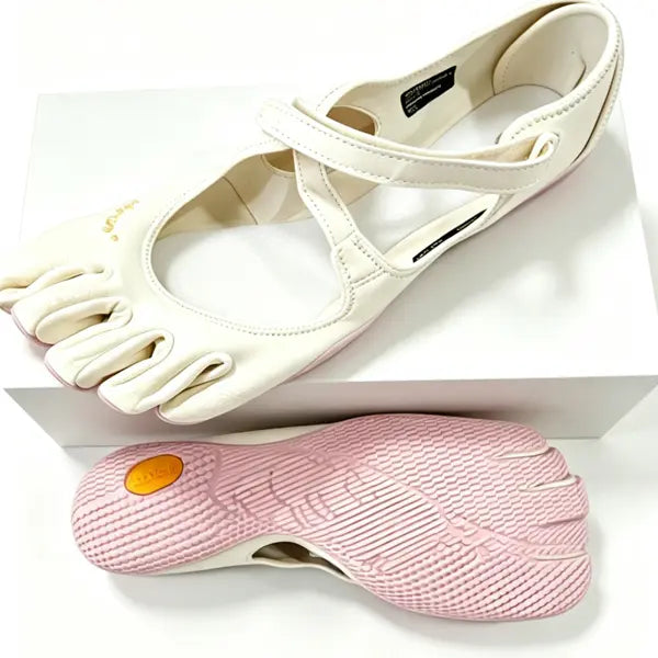 MoveFive women's 5-Toed Rubber Gym Training Shoes - Secure Grip Footwear for Yoga, Pilates